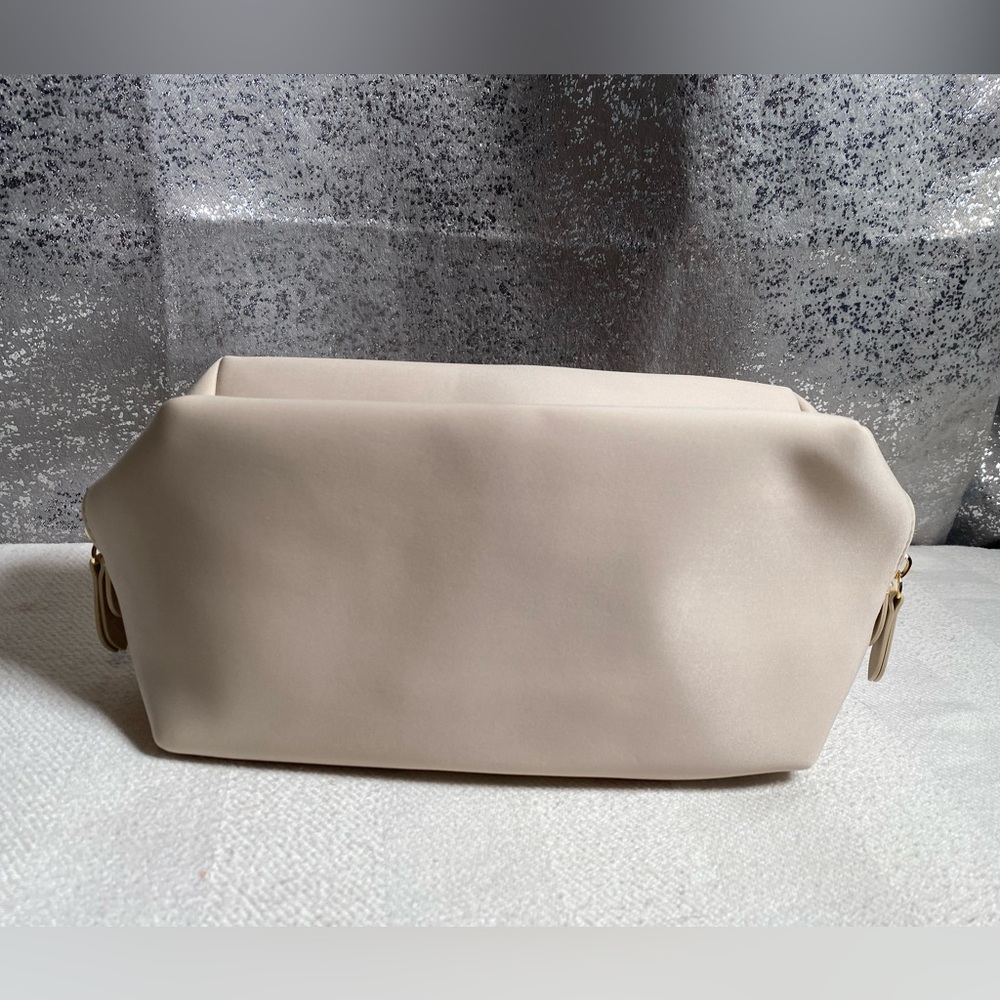 Burberry Light Beige Pouch - Picture 3 of 4